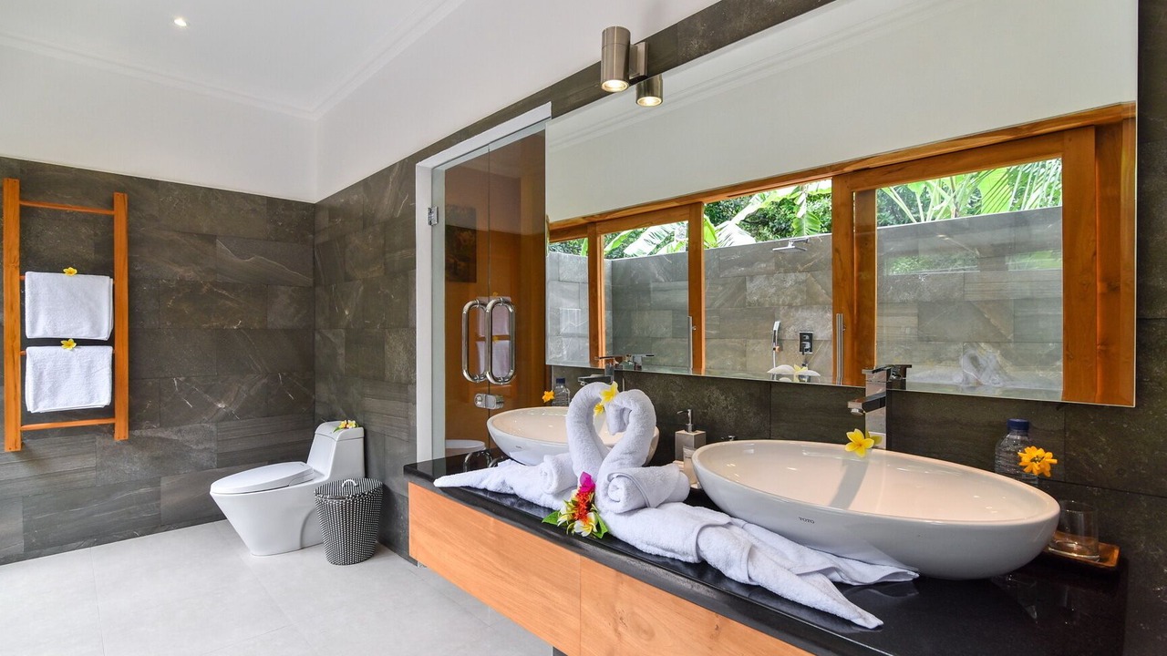 Photo of Bathroom in Kaliasem
