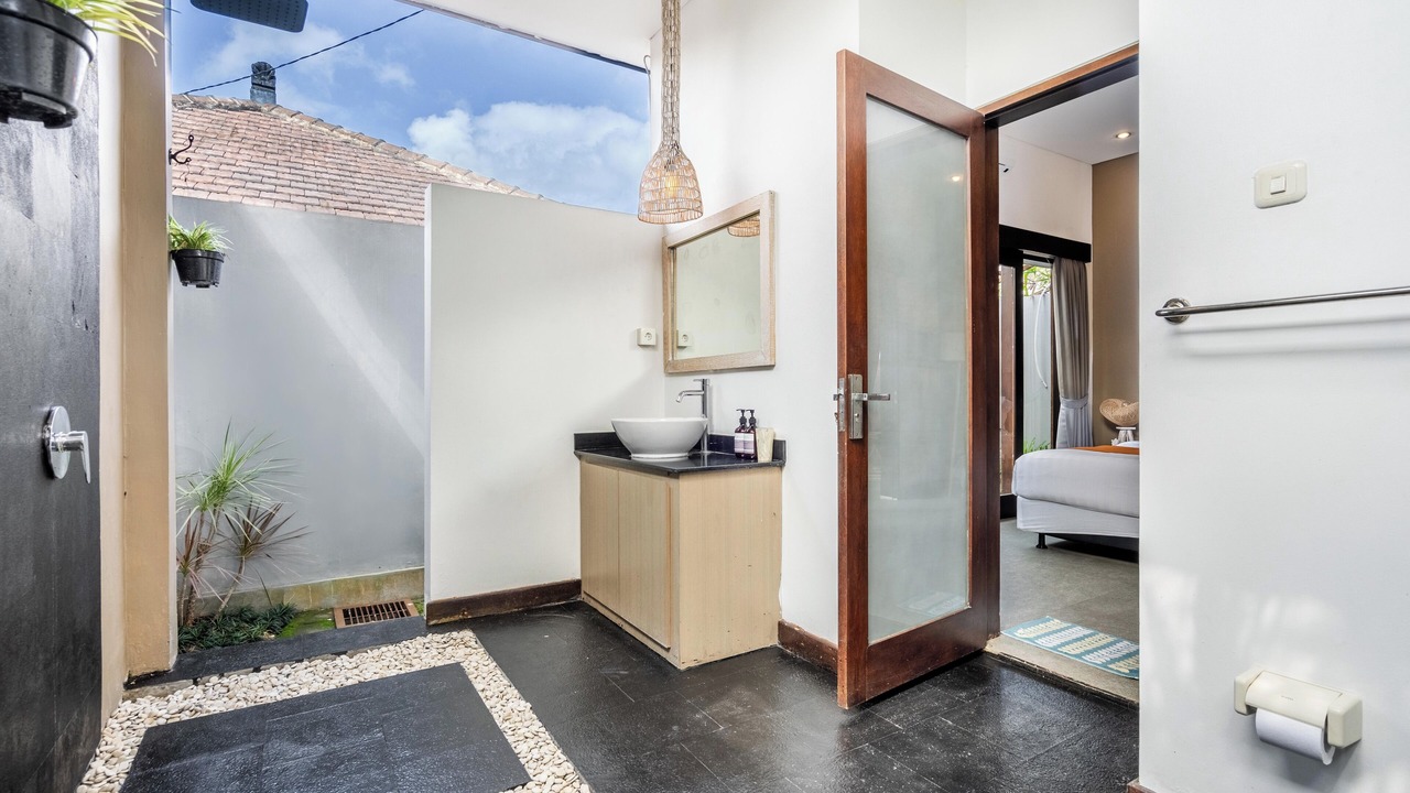 Photo of Bathroom in Peliatan