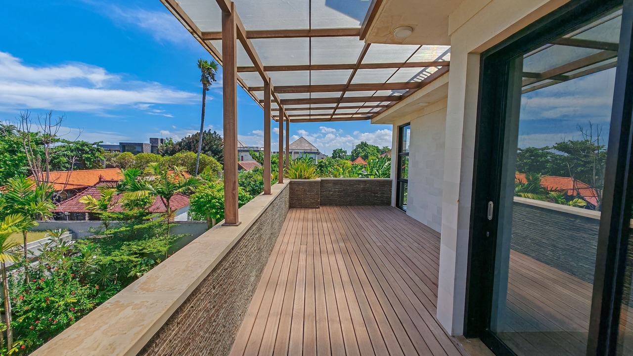 Photo of Patio Balcony in Abang