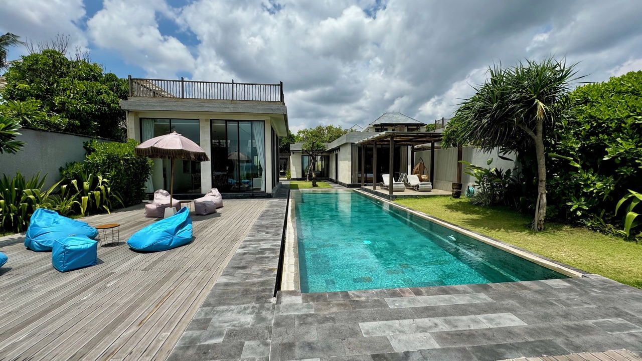 Photo of Outdoor in Abang
