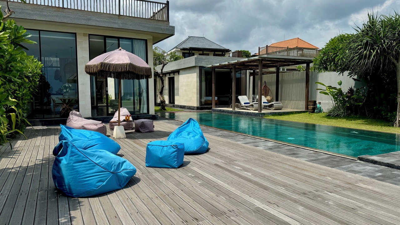 Photo of Outdoor in Abang