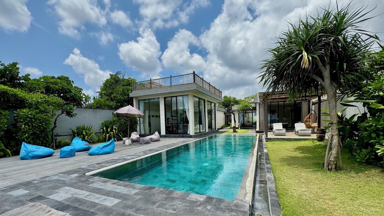 Photo of Outdoor in Abang