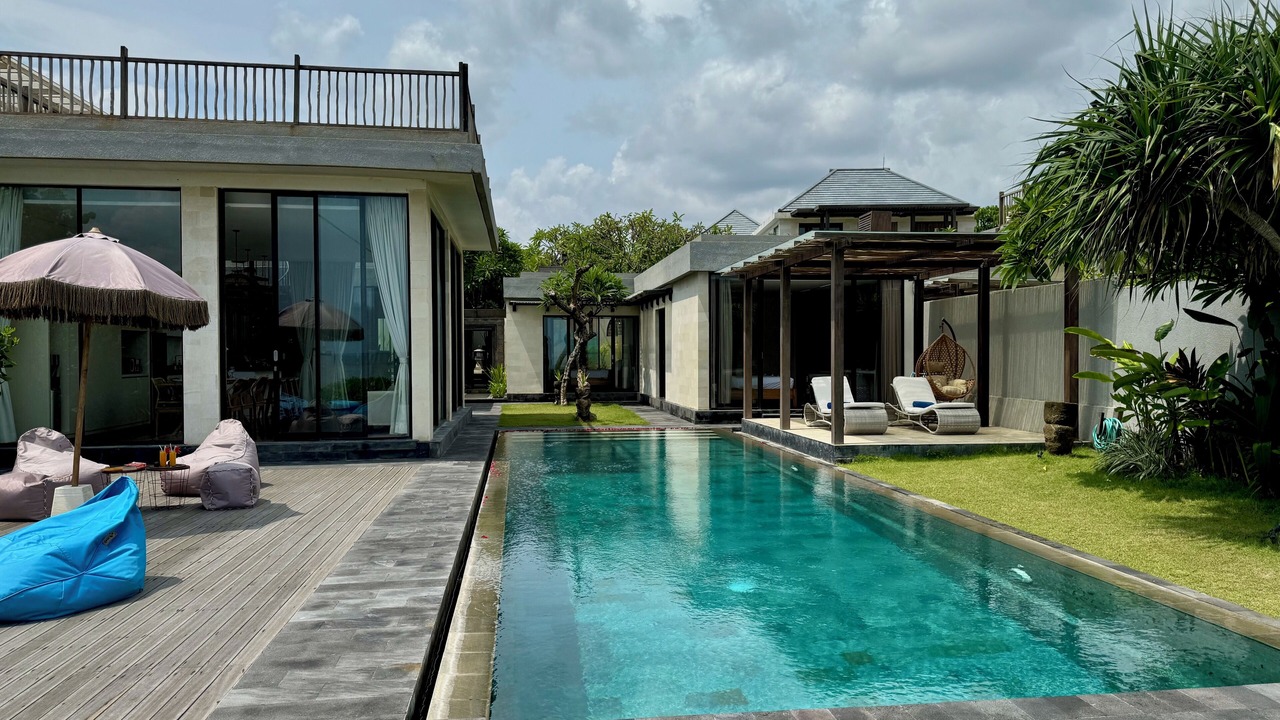 Photo of Outdoor in Abang