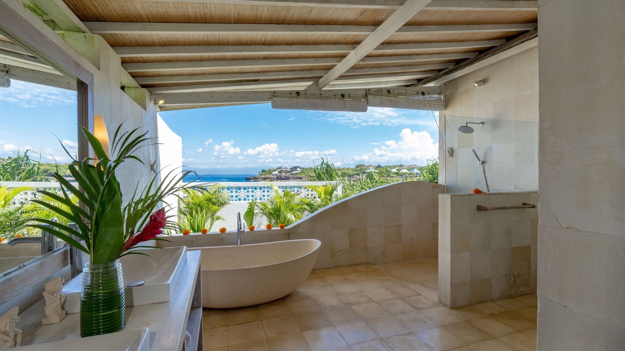 Photo of Bathroom in Jungut Batu