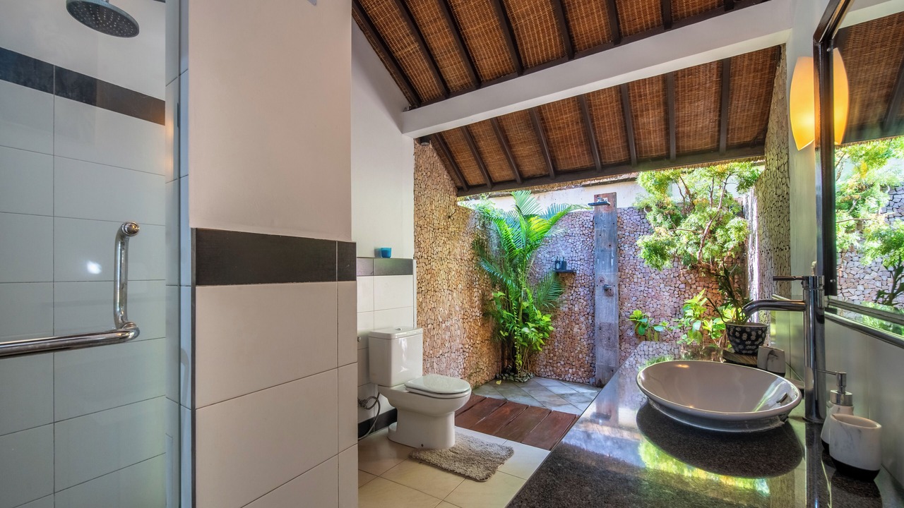 Photo of Bathroom in North Legian