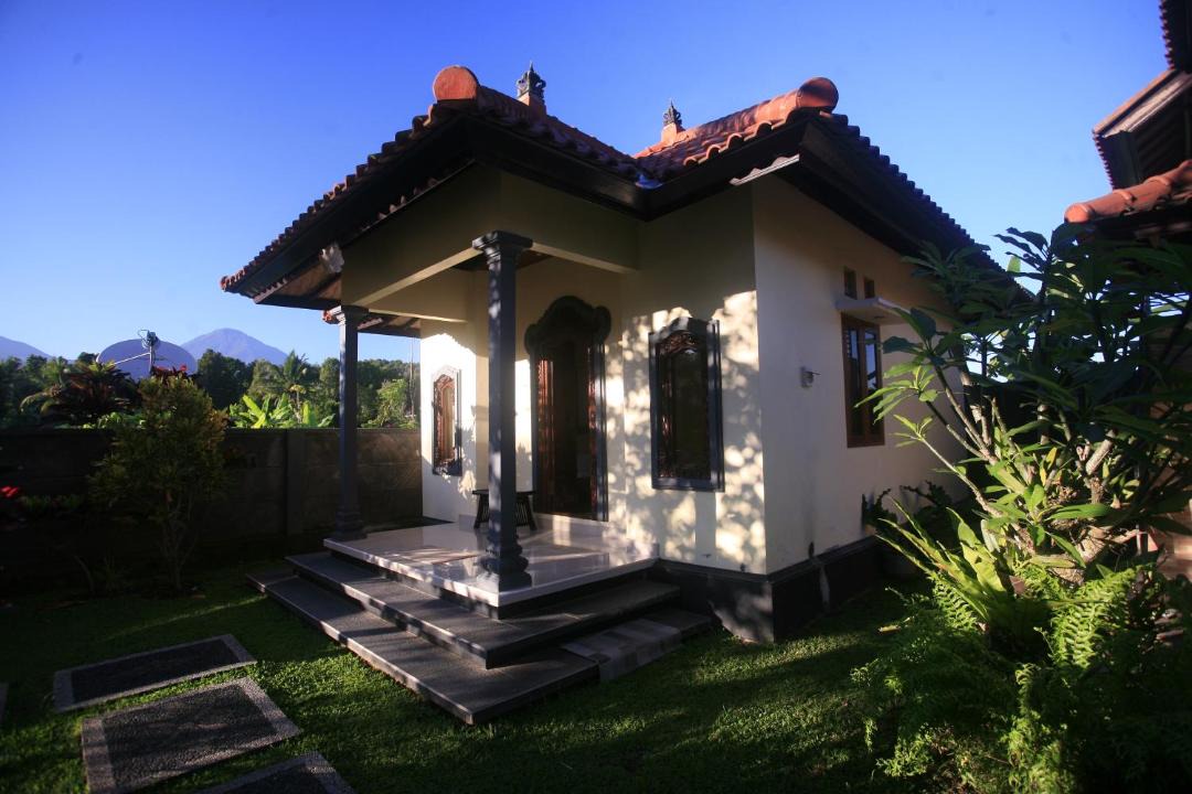 Photo of Others in Munduk