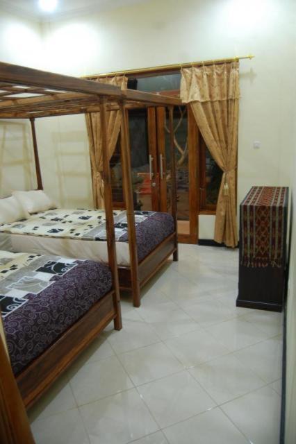 Photo of Others in Munduk