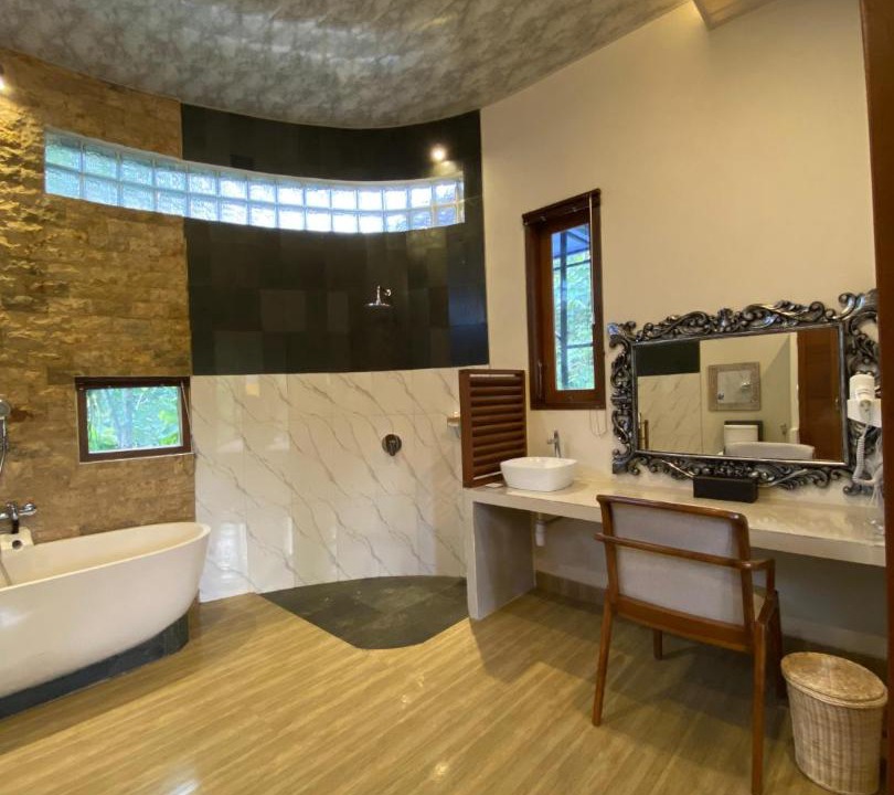 Photo of Bathroom in Sidemen