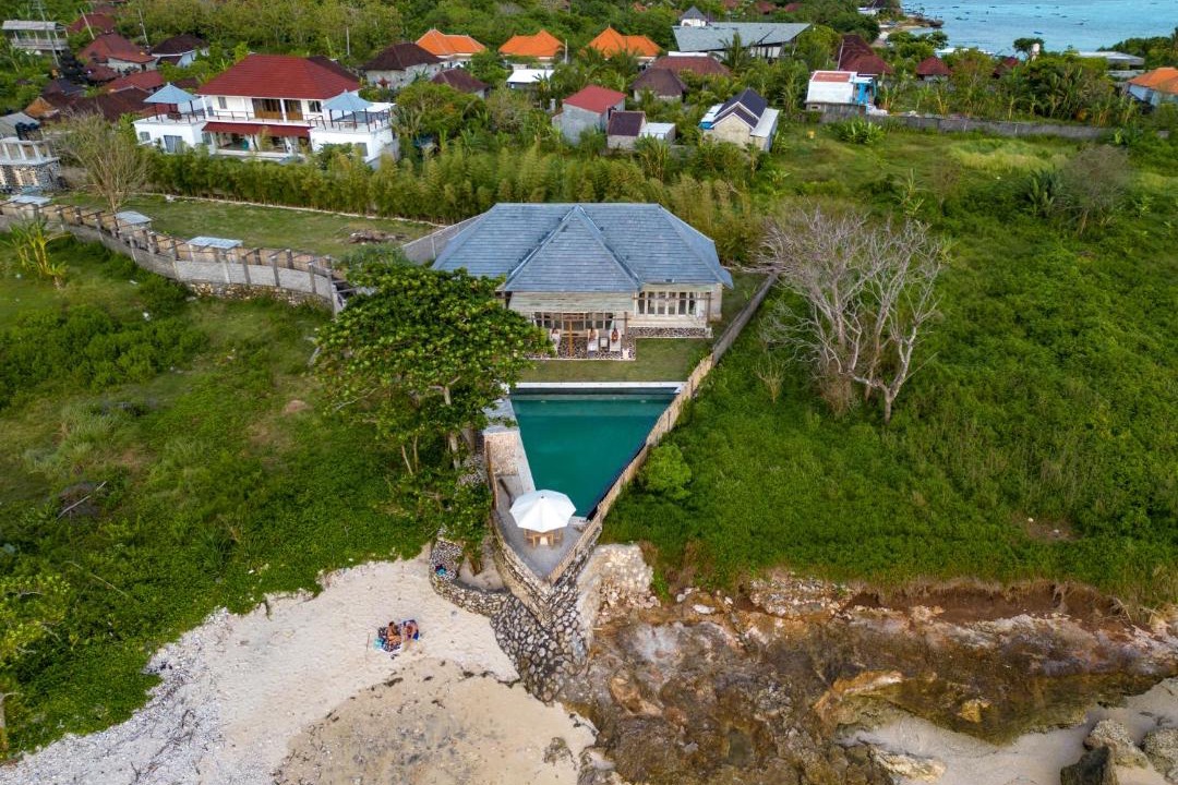 Photo of Others in Mushroom Bay