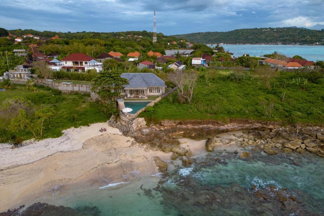 Photo of Others in Mushroom Bay