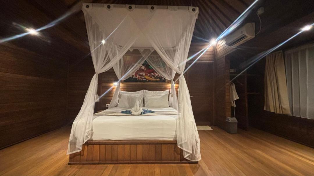 Photo of Bedroom in Mushroom Bay