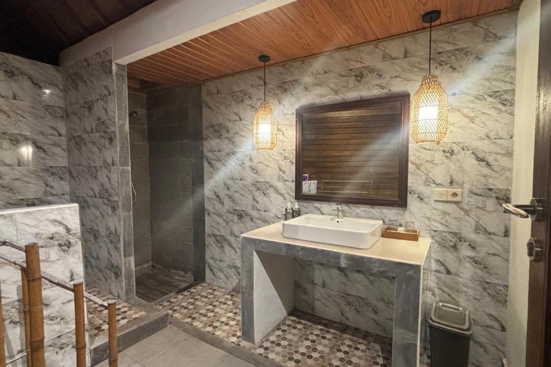 Photo of Bathroom in Mushroom Bay