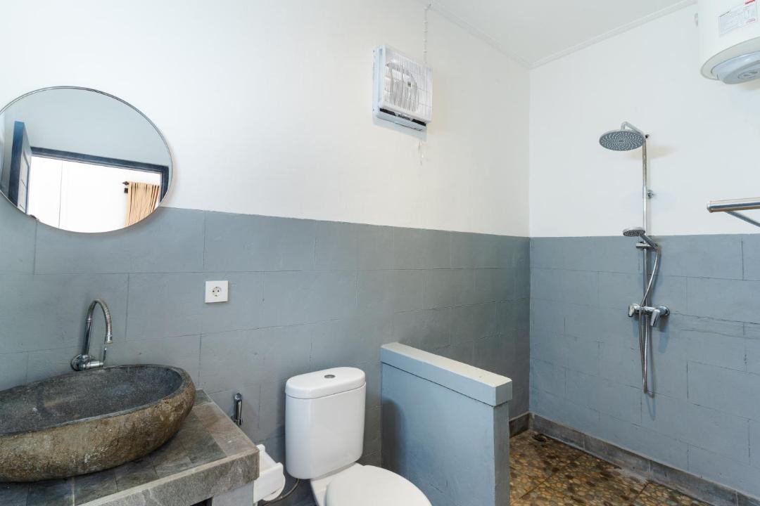 Photo of Bathroom in Singakerta