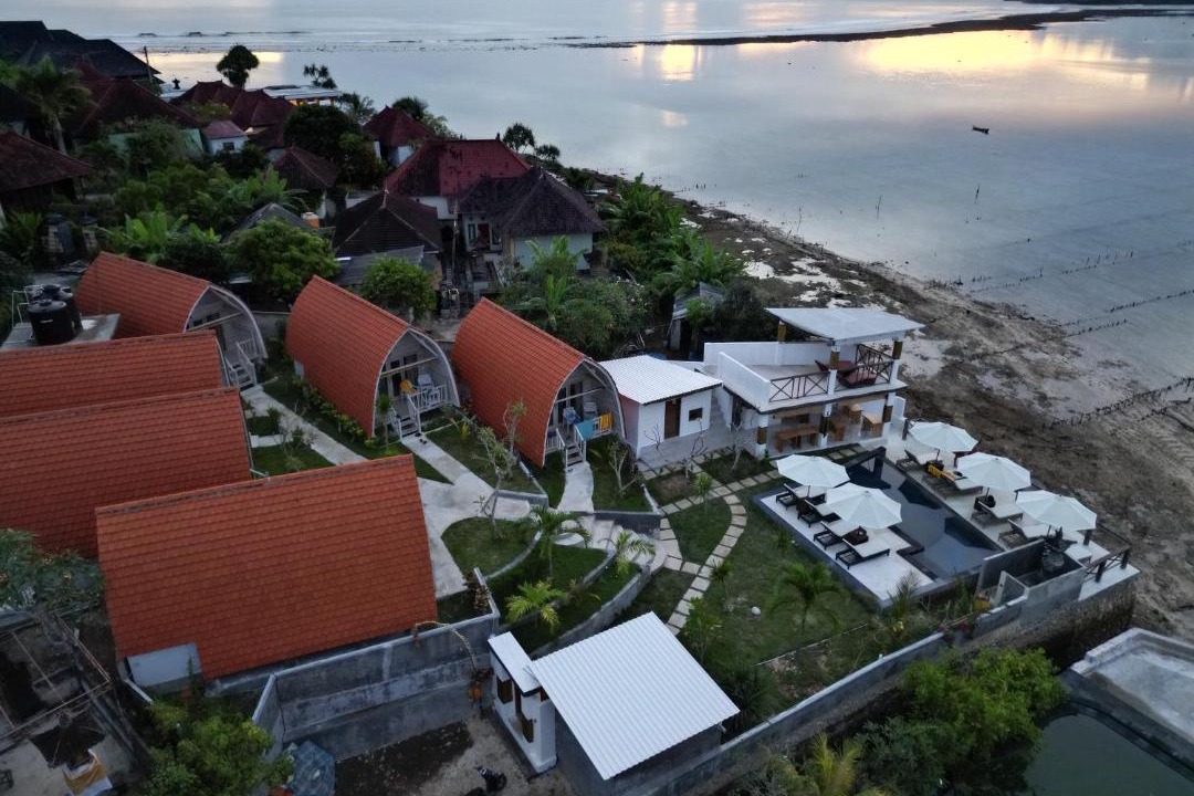 Photo of Buildings in Ceningan Island
