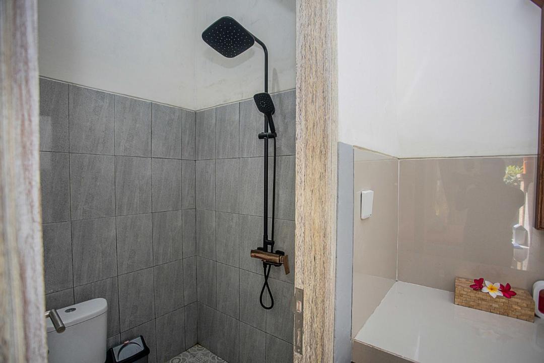 Photo of Bathroom in Mushroom Bay
