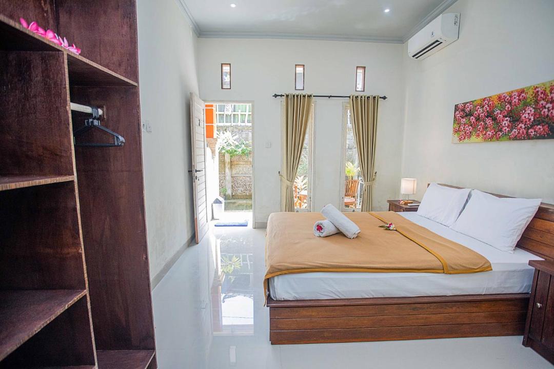Photo of Bedroom in Mushroom Bay