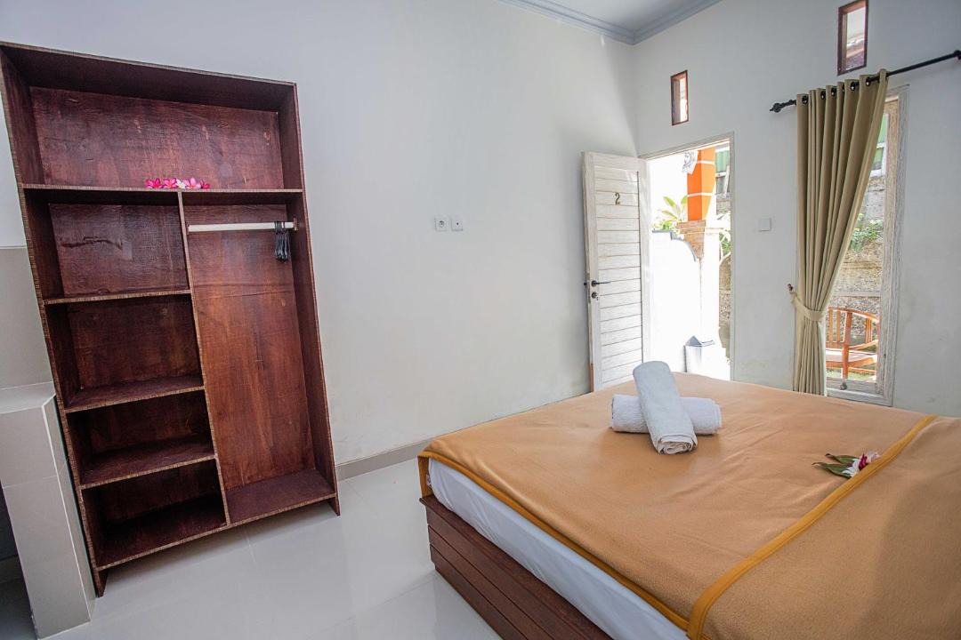 Photo of Bedroom in Mushroom Bay