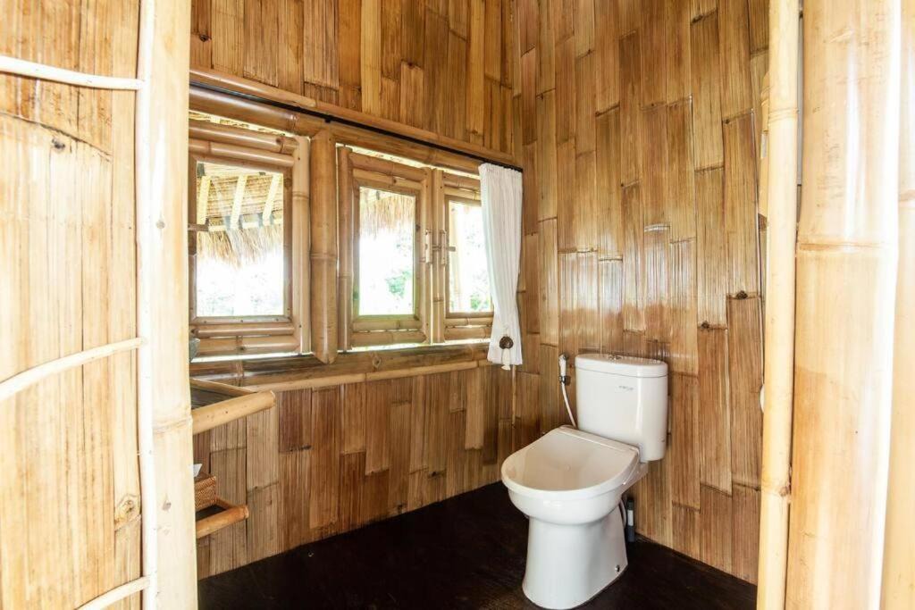 Photo of Bathroom in Selat