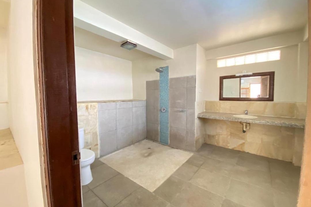 Photo of Bathroom in Jungut Batu