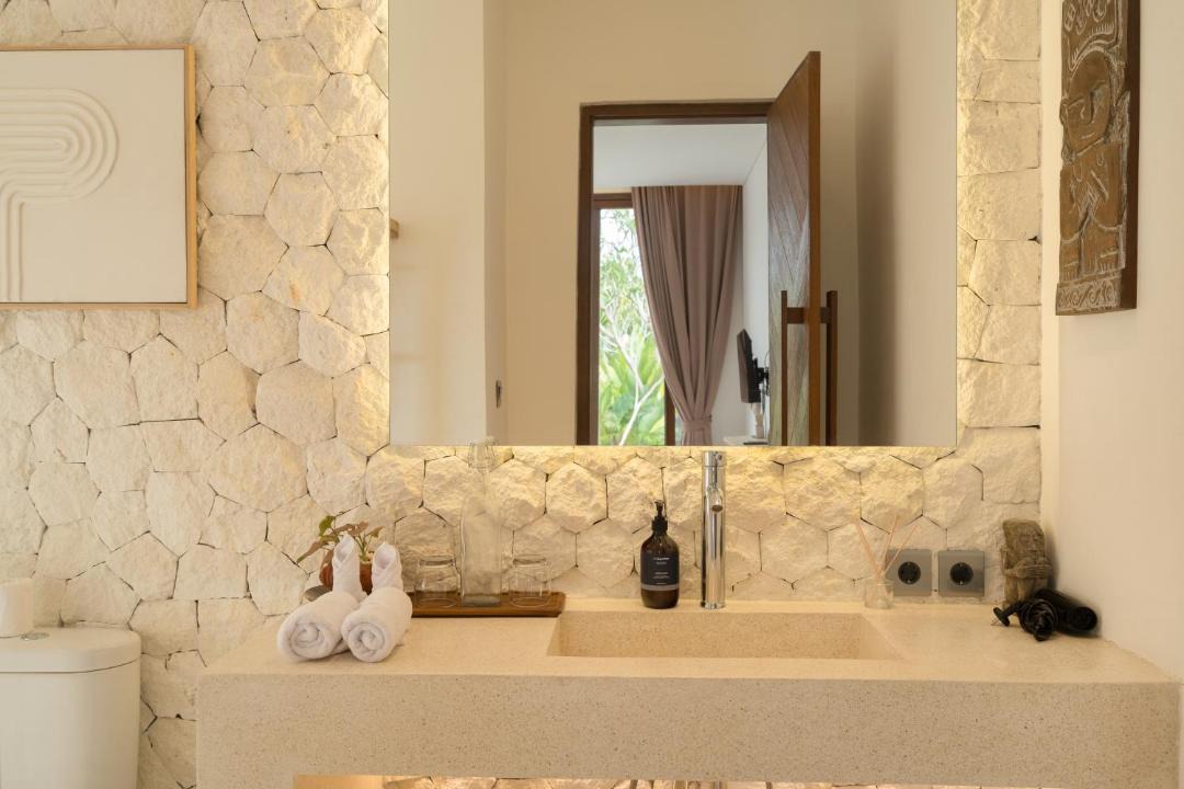Photo of Bathroom in Singakerta
