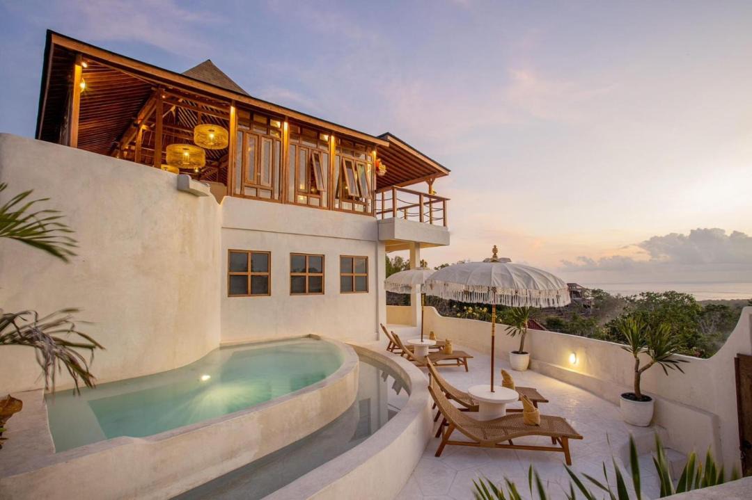 Photo of Patio Balcony in Ceningan Island