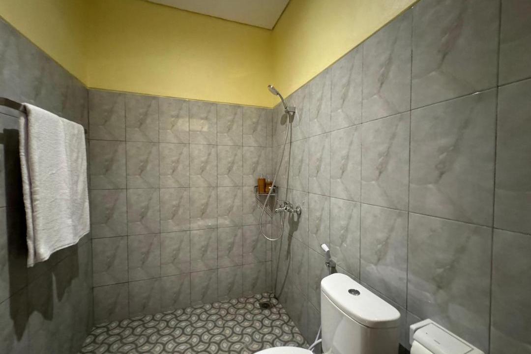 Photo of Bathroom in Keliki
