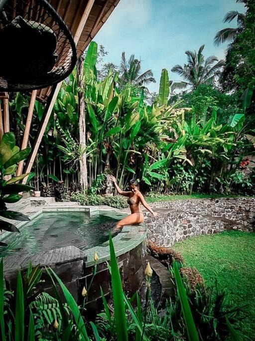 Photo of Others in Selat