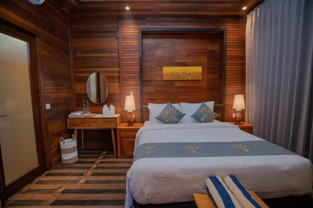 Photo of Bedroom in Mushroom Bay