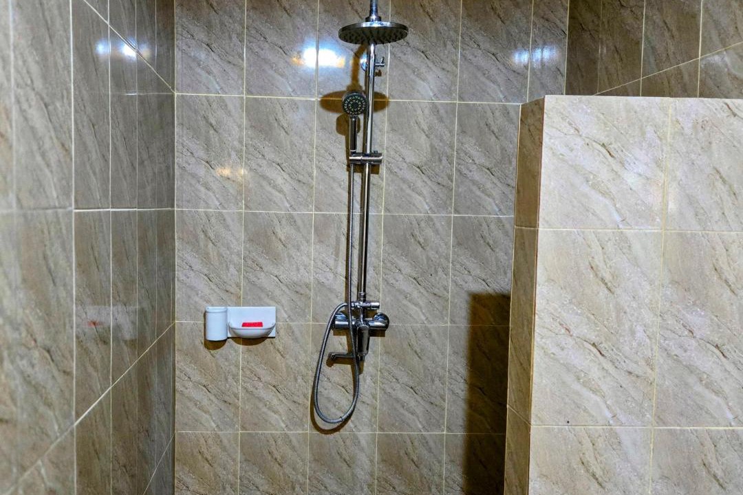 Photo of Bathroom in Buahan