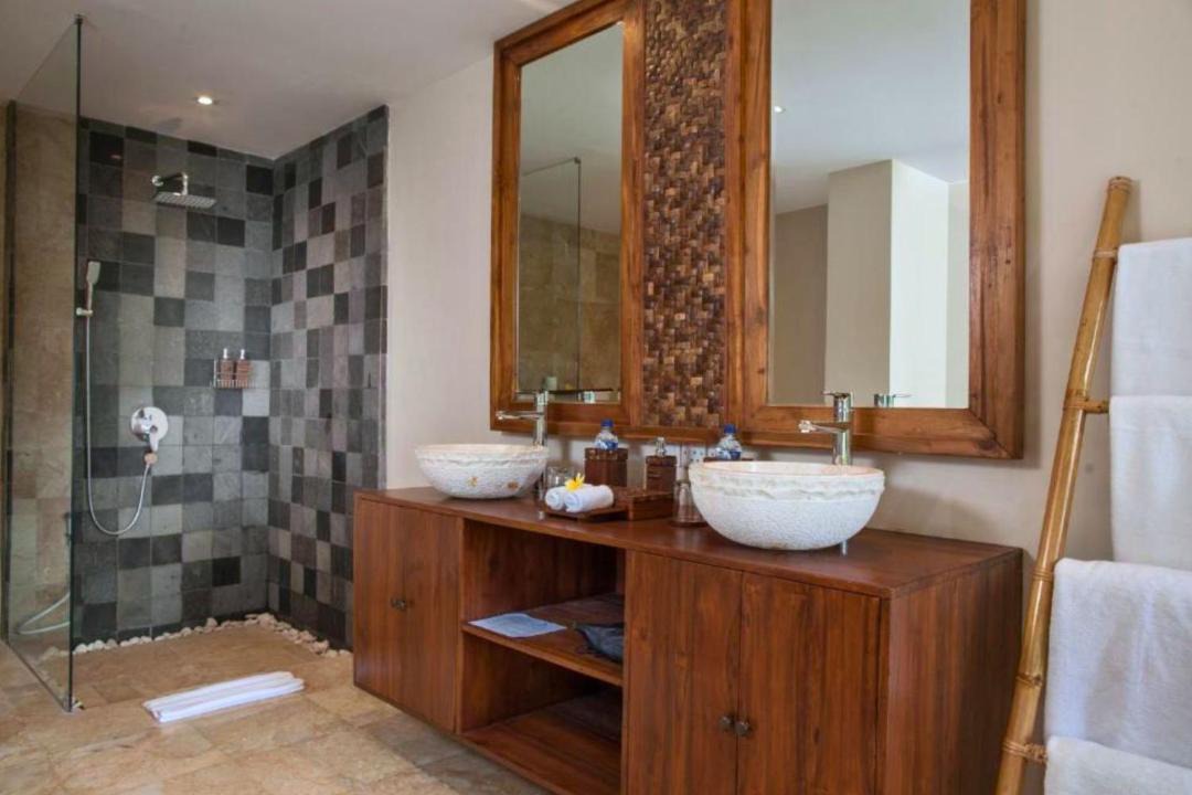 Photo of Bathroom in Sambahan