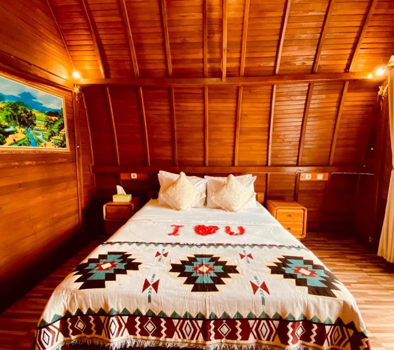 Photo of Bedroom in Toya Bungkah