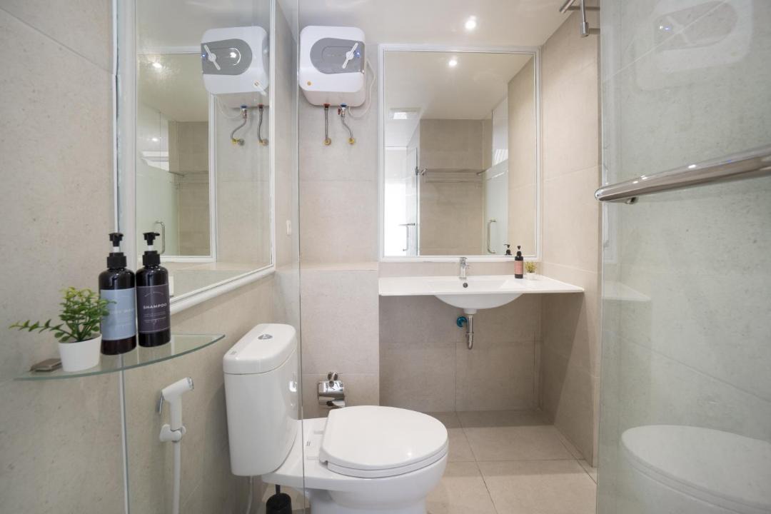 Photo of Bathroom in Sunset Road