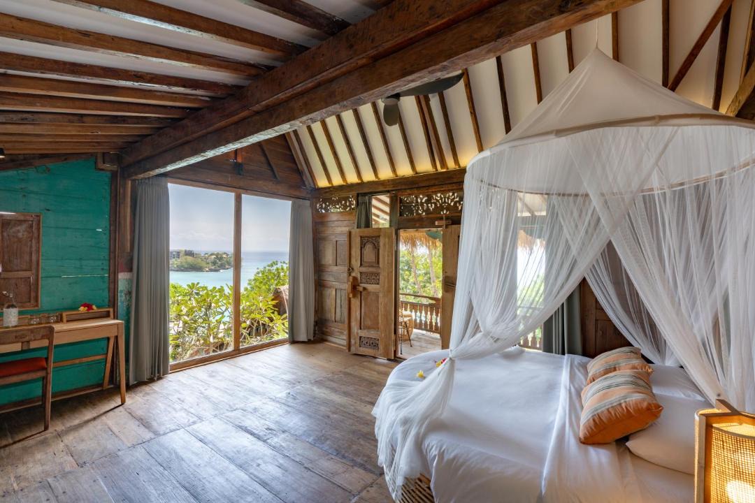 Photo of Bedroom in Mushroom Bay
