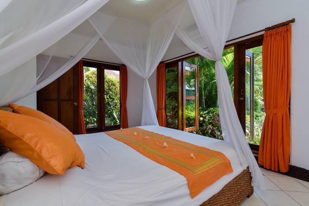 Photo of Bedroom in Bukti