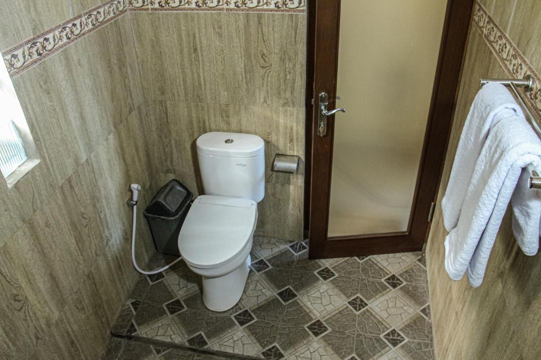 Photo of Bathroom in Petulu