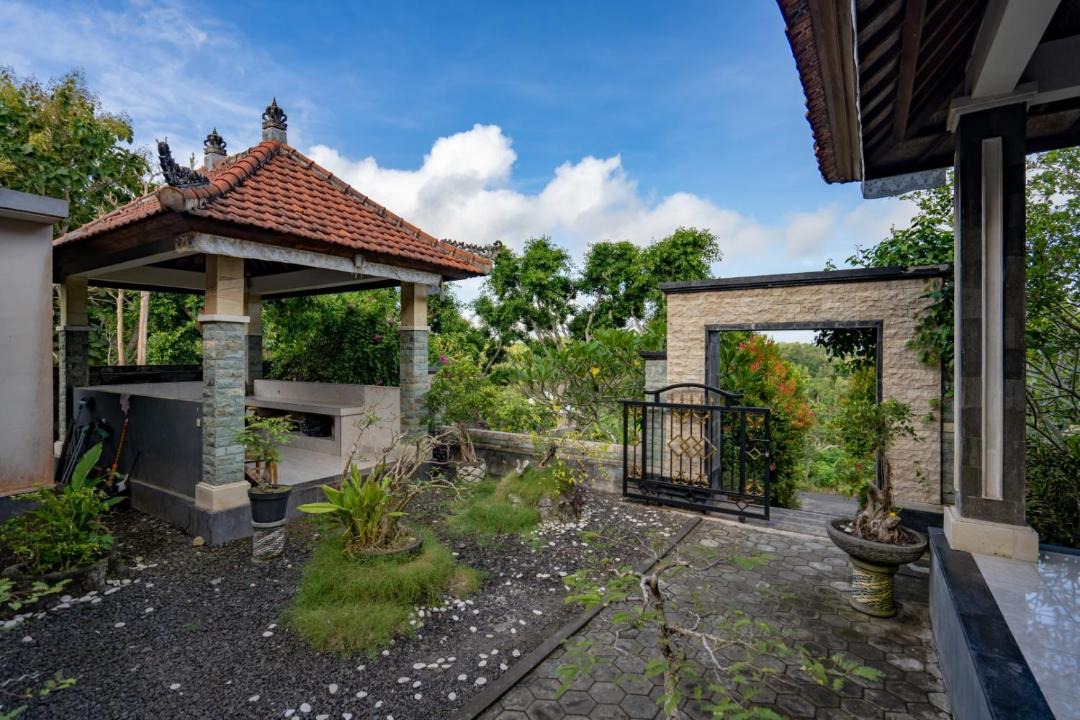 Photo of Buildings in Penida Island