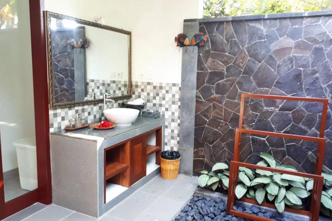 Photo of Bathroom in Bukti