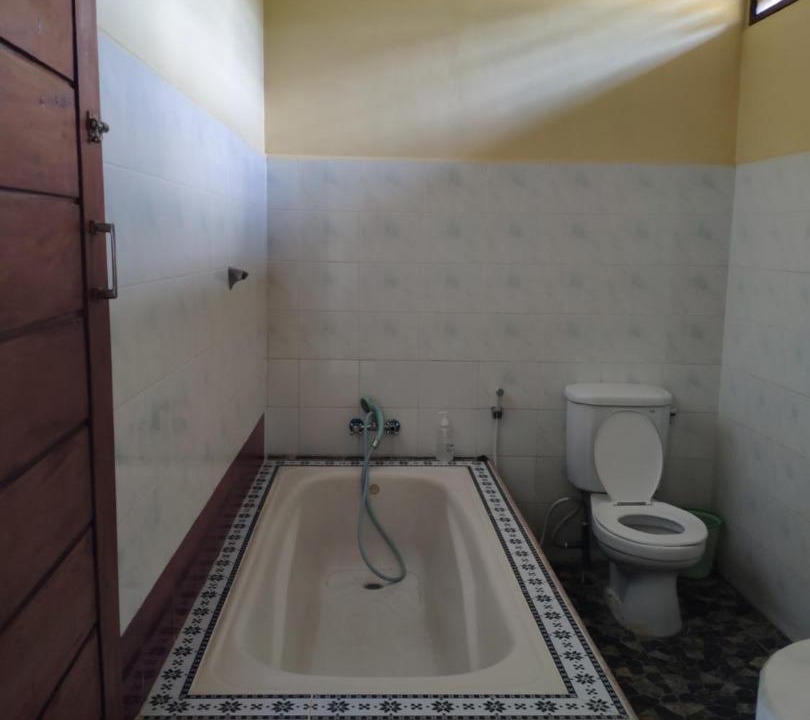 Photo of Bathroom in Ababi