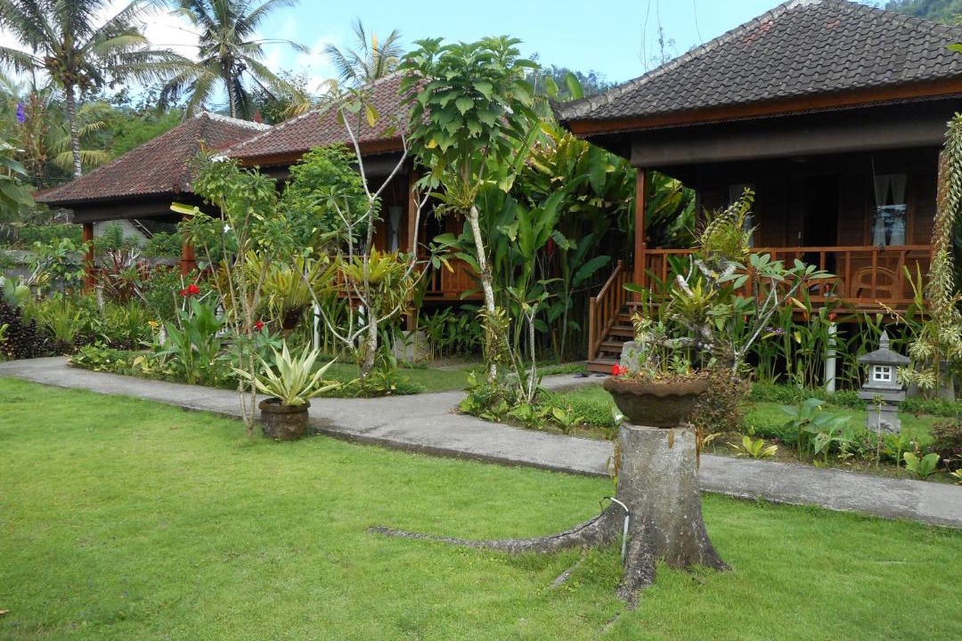 Photo of Others in Selat
