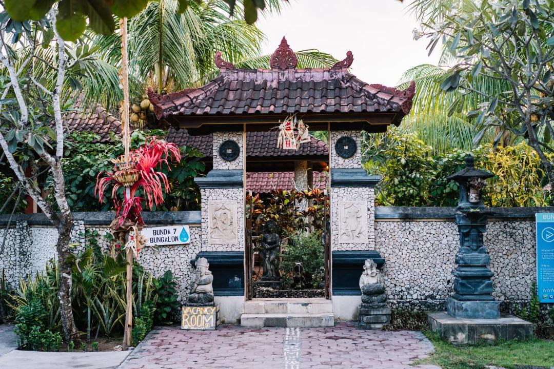 Photo of Buildings in Jungut Batu