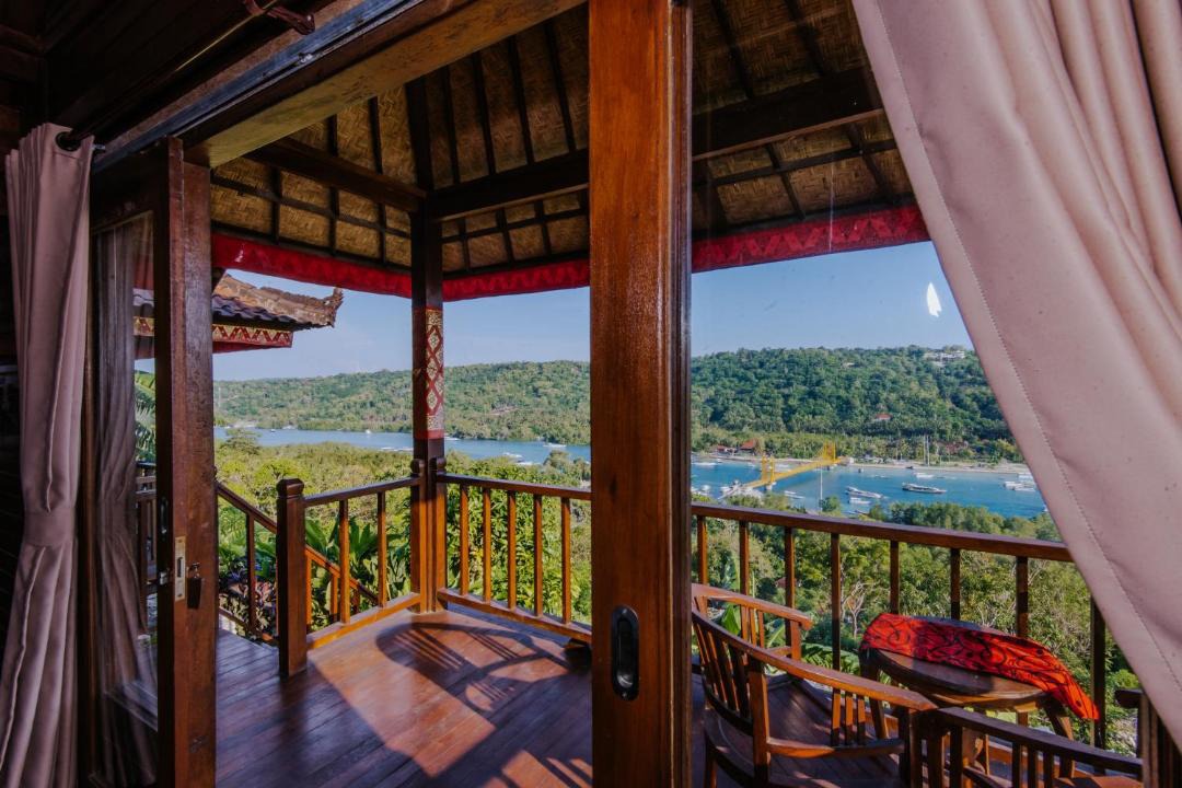 Photo of Patio Balcony in Mushroom Bay