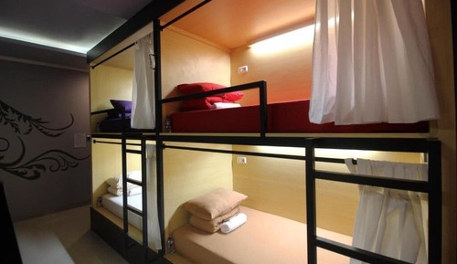 Deluxe Shared Dormitory, 6 Bedrooms, Mountain View