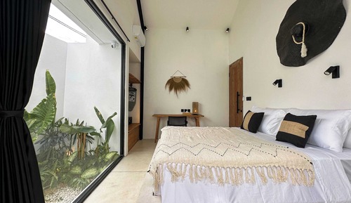 Deluxe Villa, 1 Bedroom, Patio, Pool View