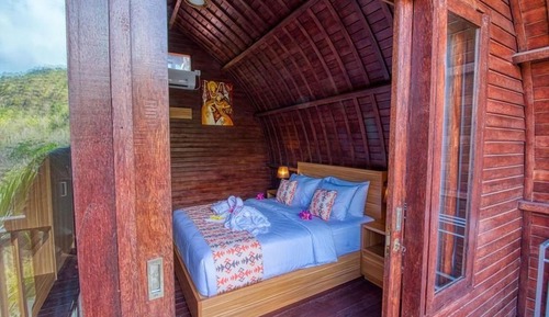 Deluxe Double Room, Pool View